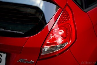 FORD FIESTA 1.25 (klima, nízký nájezd, park. senzory) - 10