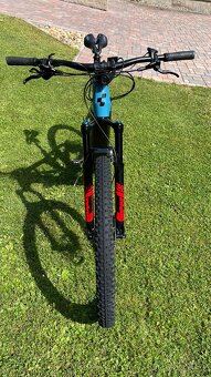 Prodám elektrokolo CUBE STEREO HYBRID 120 RACE 625 - 10