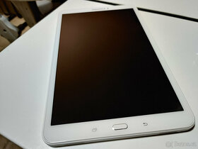 Samsung Galaxy Tab A 10,1" 16GB SM-T580 NEJDE ZAPNOUT - 10