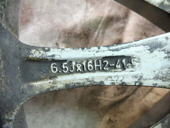 Prodám orig.16" litá kola s celo.r. pneu. na ALFA ROMEO 156 - 10