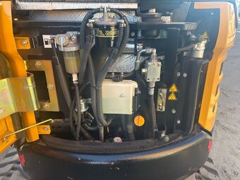 Sany sy26 Minibagr 2.8T + 3x lžíce - 10