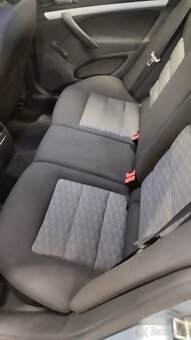 Škoda Octavia 1.6MPI Super auto - 10