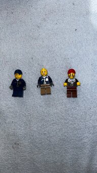Prodám LEGO sety – výběr z několika sad - 10