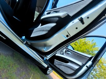 BMW E91 320d LCi / 2009 / - 10