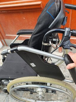 invalidní vozík Meyra, 4 brzdy, sundavací kola - 10