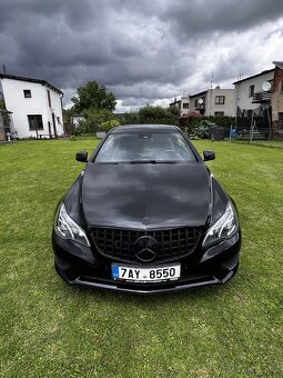 Mercedes Benz E250 coupe - 10