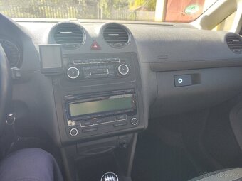 VW Caddy 2.0.TDI LONG 103kW, 7 míst - 10