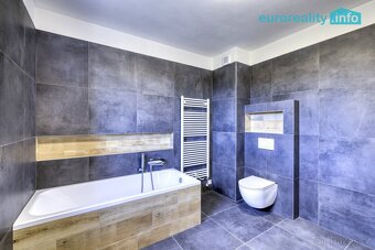 Prodej, rodinný dům, 266 m2, Plzeň - Křimice - 10