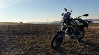 Benelli Leoncino 800 - 10