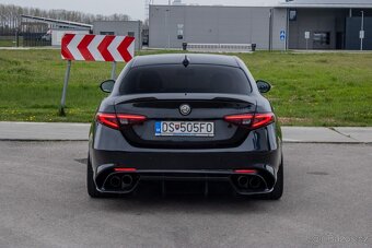 Alfa Romeo Giulia 2.2 Diesel Super / Quadrifoglio body kit - 10