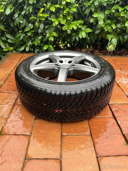 Alu kola DEZENT 17 5x112 - Zimní pneu NOKIAN - VW ARTEON - 10