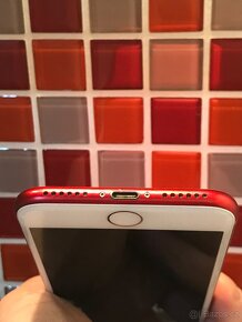 iPhone 7 128 GB, červený - 10