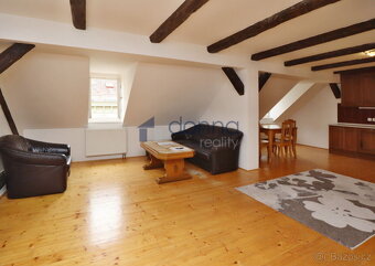 Pronájem podkrovního bytu 3+kk, 140m², ul. Palackého, Praha - 10