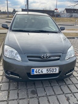 Toyota Corolla - 10