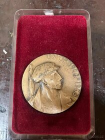 medaile a řády - 10