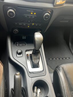 prodám Ford Ranger 3,2 automat - 10