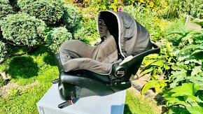 Autosedačka Britax B-Safe, černá + Isofix základna - 10