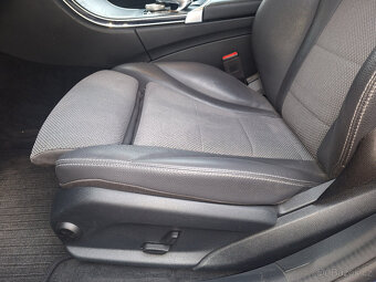 MERCEDES C220D / 131000 KM STAV NOVÉHO VOZU - 10