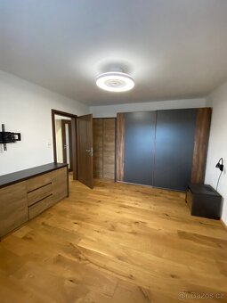 Pronájem moderního bytu 2+1 o výměře 57 m2 - 10