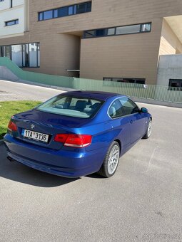 BMW 325d Coupe E92 - 10