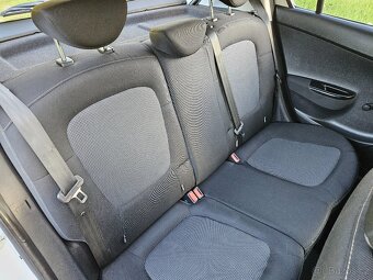 Hyundai i20 1,2 - 10
