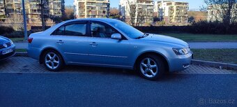 Hyundai Sonata - 10