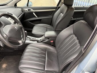 Peugeot 407 3,0i V6 Automat - 10