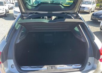 Citroën DS5 2.0 HDI nafta manuál 120 kw - 10