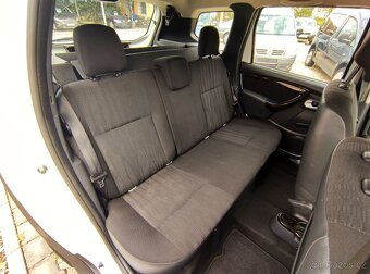 DACIA DUSTER 1.6i 16V 77KW,4x4,ZÁVĚS,KLIMA,6-KVALT - 10