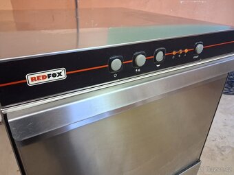 Gastro myčka RedFox QQ50TPL, koše 50x50 cm, spádová - 10