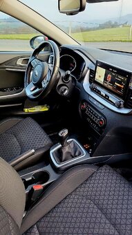 Kia ceed 1.6 CRDI exlusive (ještě v záruce) - 10
