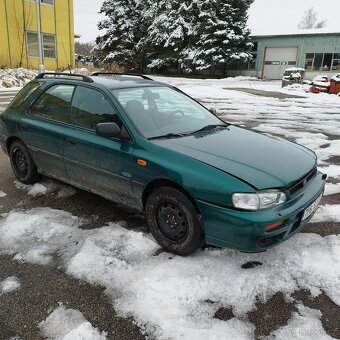Subaru impreza 2.0i - 10