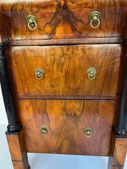 Malá komoda biedermeier okolo roku 1820. - 10