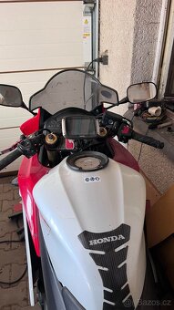 Honda CBR600F PC41 - 10
