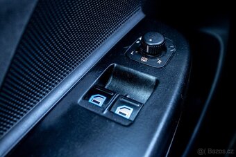 Volkswagen Golf 2.0 FSI GTI Turbo - 10