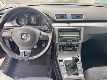VW Passat B7 2.0 TDI 103 kW Kombi po servisu, nová STK - 10