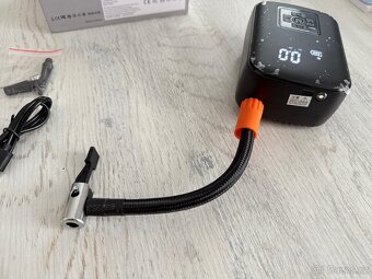 AKU KOMPRESOR - Digitální bezdrátový kompresor 120 W, 7,4 V, - 10