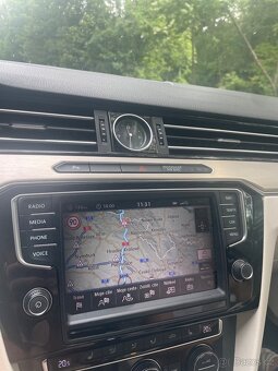 VW passat b8 2.0 tdi variant (110 kW) dsg - 10