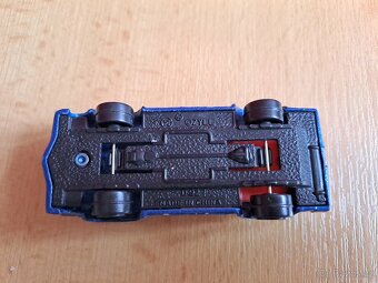 Kovové modely aut 1:58–1:72 – sbírka 6 ks - 10