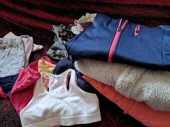 Dívčí oblečení - 10