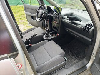 Audi A2 1.4i - 2002 - 10