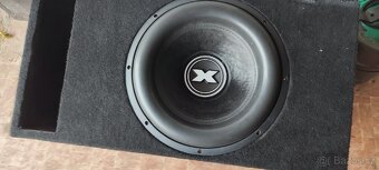 Subwoofer hudba muzika - 10