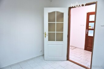 Pronájem komerční Obchodní prostory, 54㎡ - 10