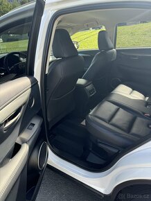 Lexus NX200t - 10