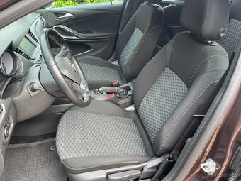 Opel Astra 1.4 T 92kW Tempomat Serviska - 10