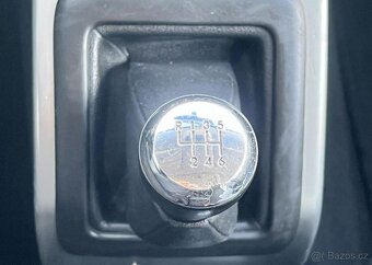 Jeep Compass Rallye Limited 2.0CRD 4x4 manuál 103 kw - 10