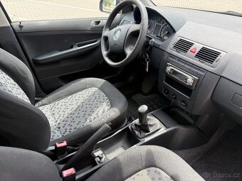 Škoda Fabia, 1.2MPI, 40kw Původ ČR - 10