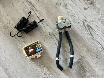 Pračka LG - dily - 10