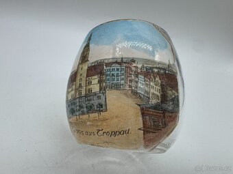 Sběratel nabízí staré sklenice s obrázky měst - 10