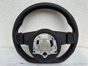 Audi sportovy perforovany volant cerveny A4 A5 S3 S4 S5 B9 - 10